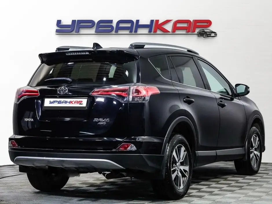 Toyota RAV4, 2018 г.