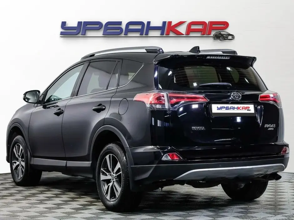 Toyota RAV4, 2018 г.