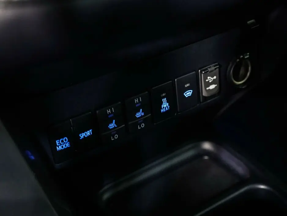 Toyota RAV4, 2018 г.