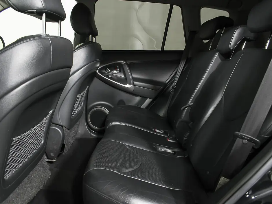 Toyota RAV4, 2010 г.