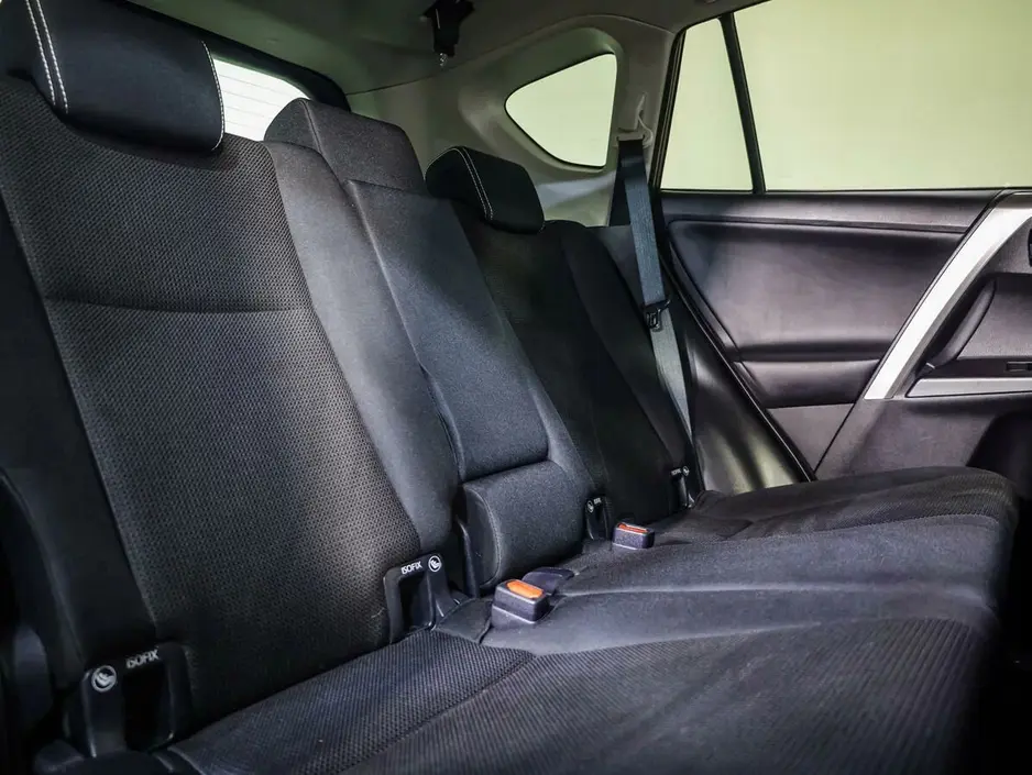 Toyota RAV4, 2015 г.