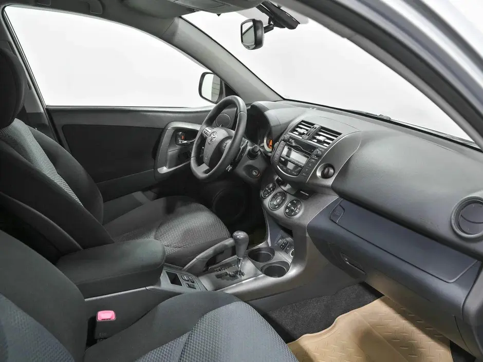 Toyota RAV4, 2011 г.