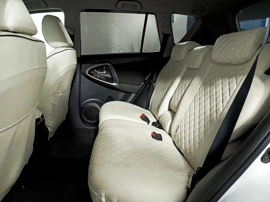 Toyota RAV4, 2011 г.