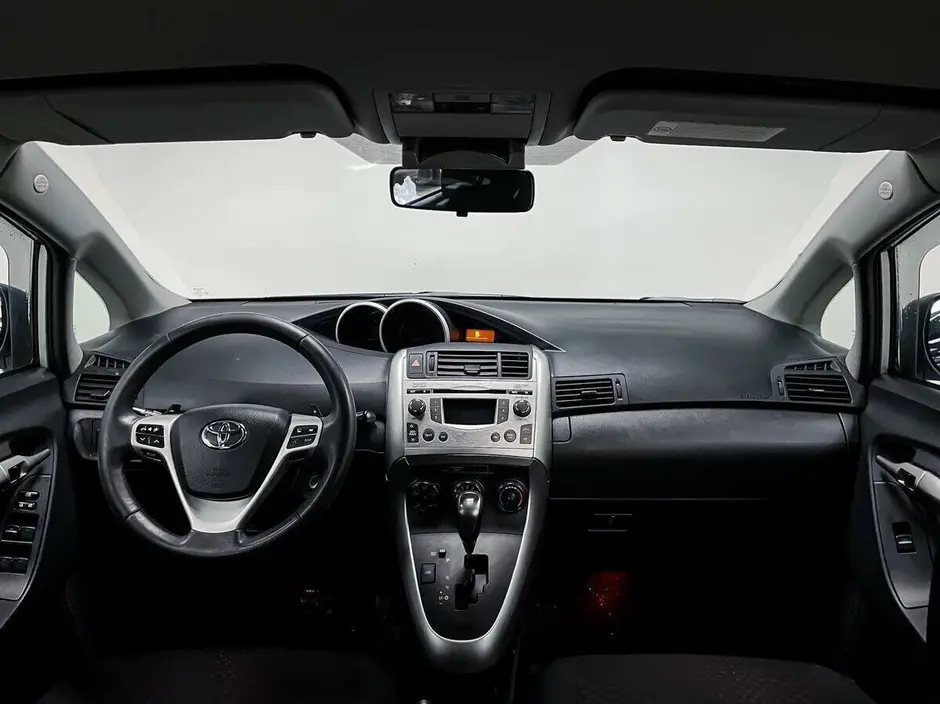 Toyota Verso, 2012 г.