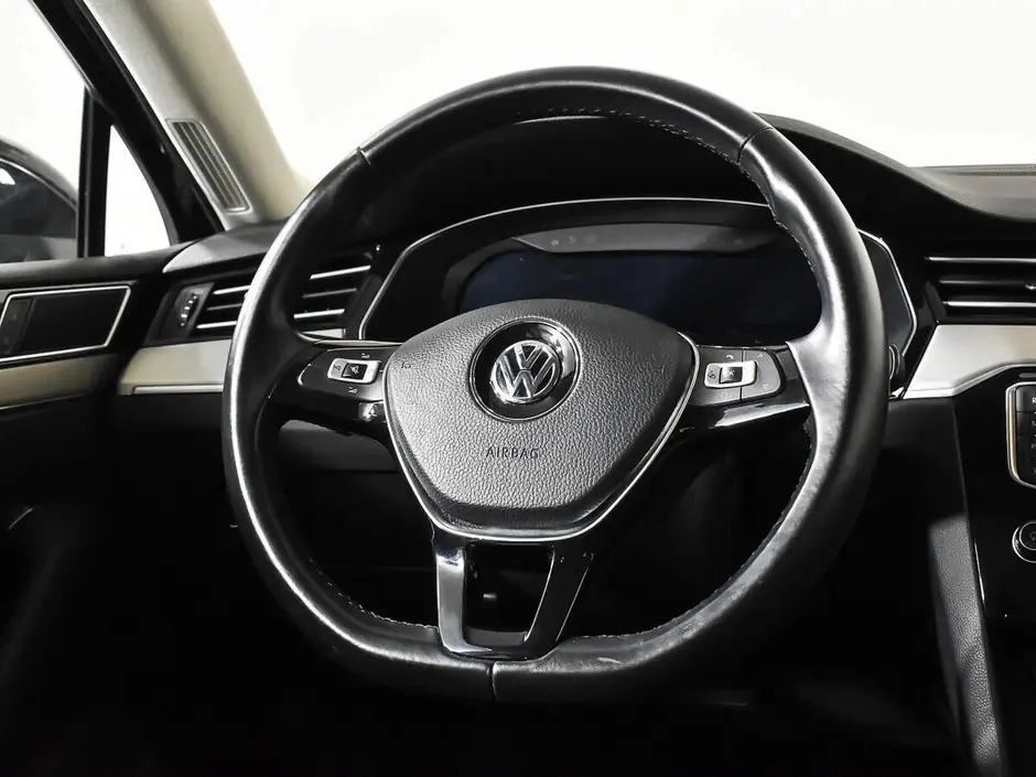 Volkswagen Passat, 2018 г.