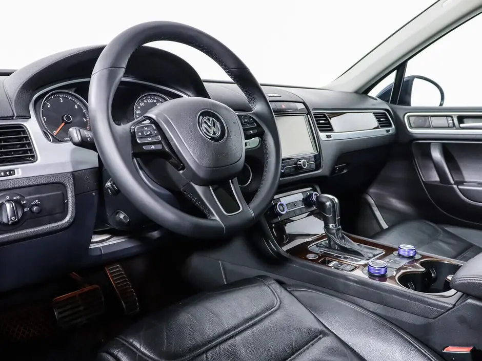 Volkswagen Touareg, 2014 г.
