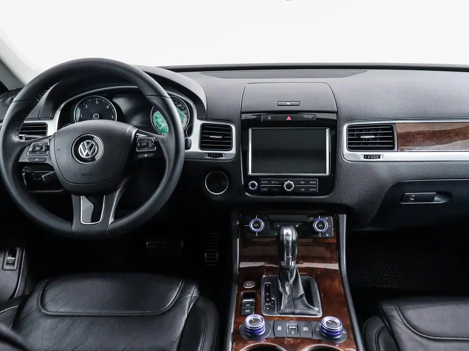 Volkswagen Touareg, 2014 г.