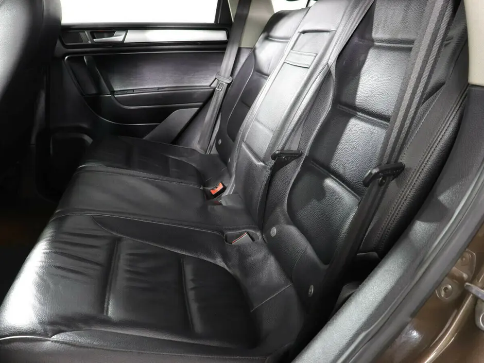 Volkswagen Touareg, 2011 г.