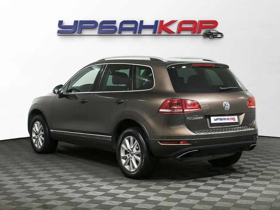 Volkswagen Touareg, 2012 г.