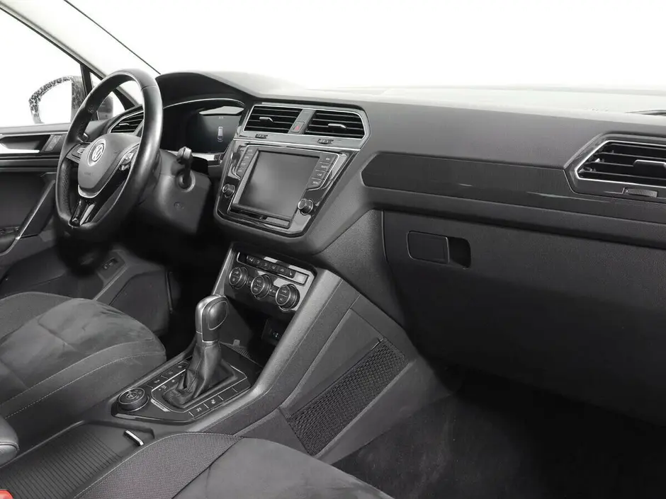 Volkswagen Tiguan, 2017 г.
