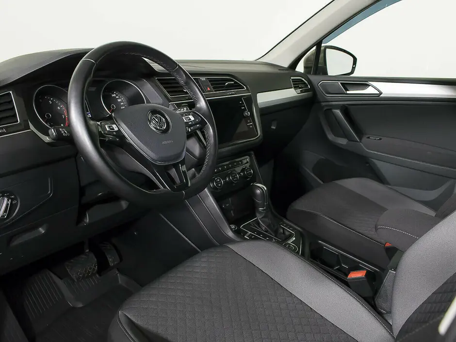 Volkswagen Tiguan, 2017 г.