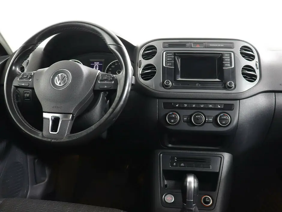 Volkswagen Tiguan, 2015 г.