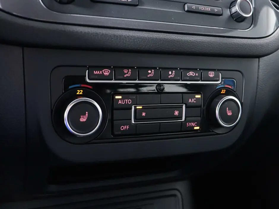 Volkswagen Tiguan, 2015 г.