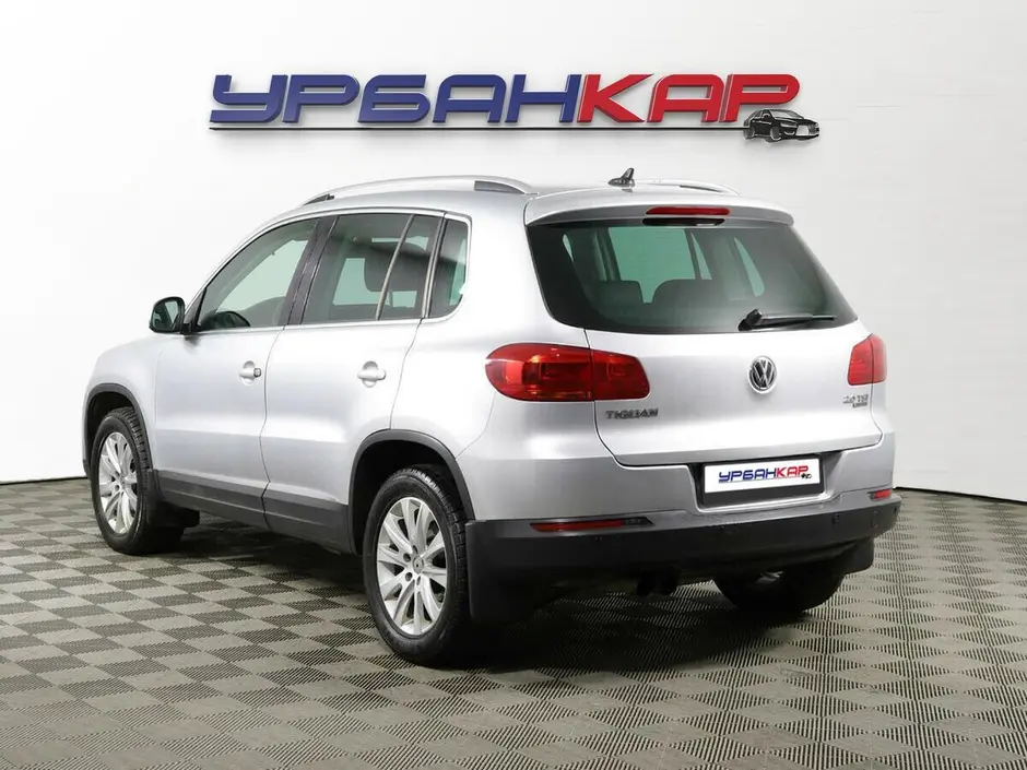 Volkswagen Tiguan, 2015 г.