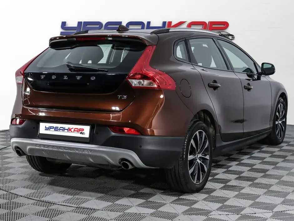 Volvo V40 Cross Country, 2018 г.