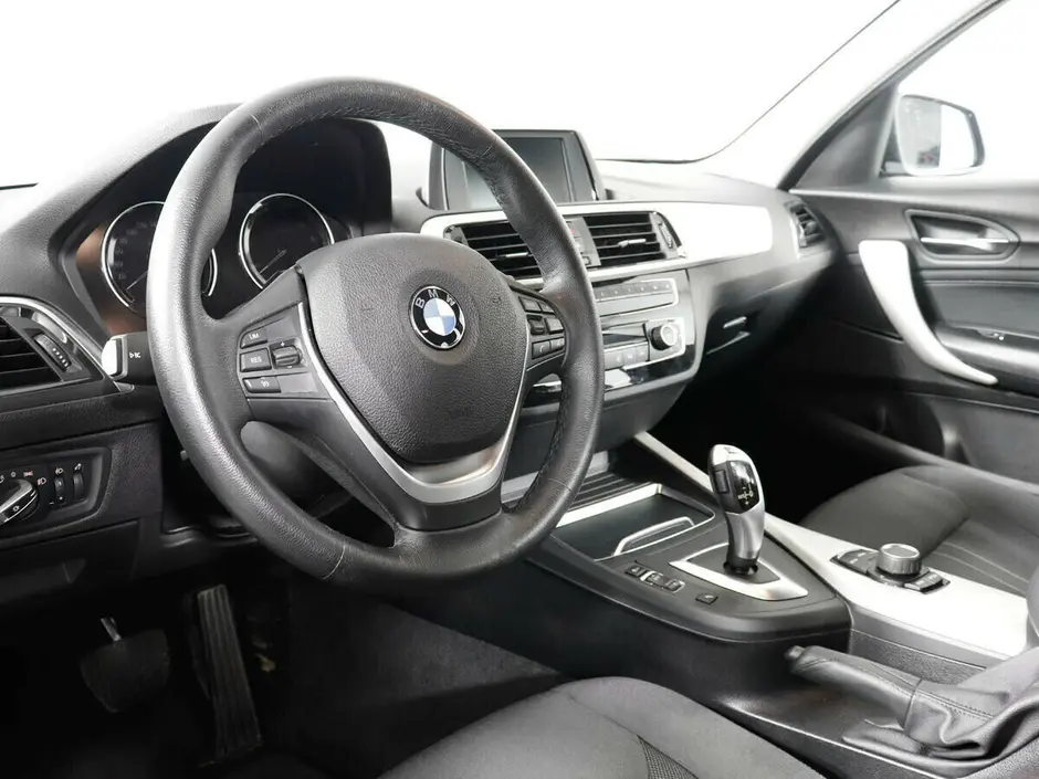 BMW 1 серии, 2015 г.
