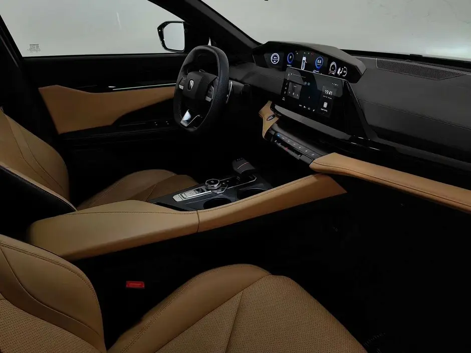 Changan UNI-V, 2023 г.