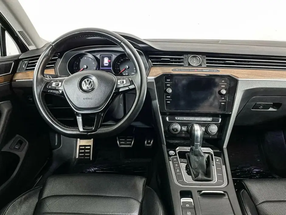 Volkswagen Passat, 2018 г.