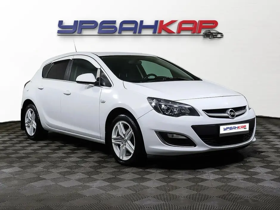 Opel Astra, 2014 г.