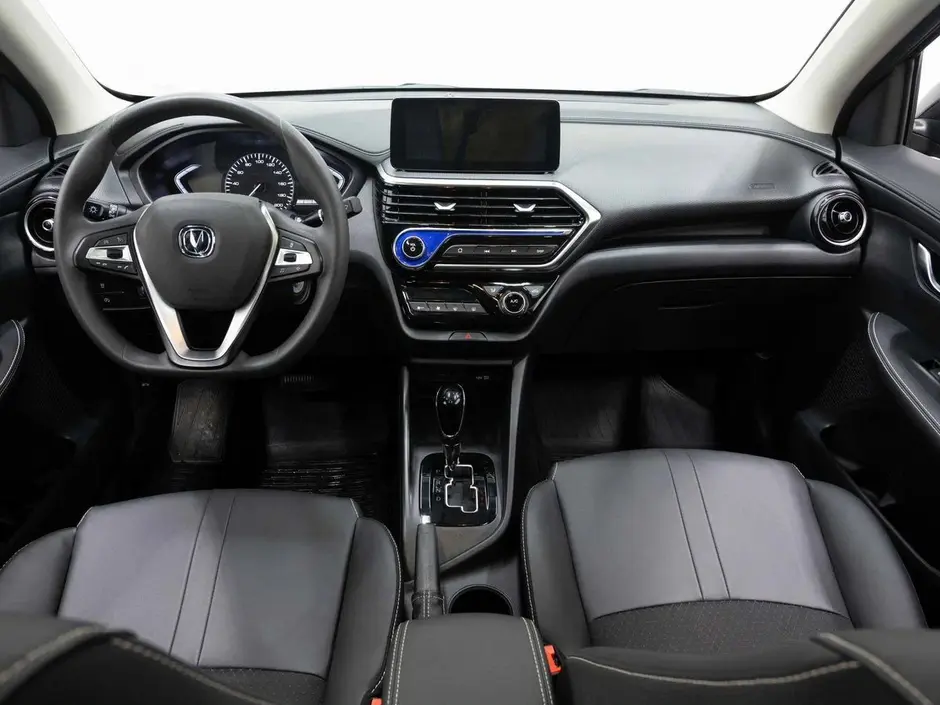 Changan Alsvin, 2023 г.